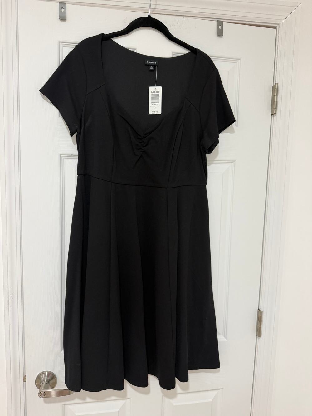 Torrid - Women's - Black Studio Luxe Ponte Skater Dress - Size 2 NWT